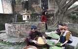 Xem làng cổ Yên Trường gói bánh chưng đón Tết